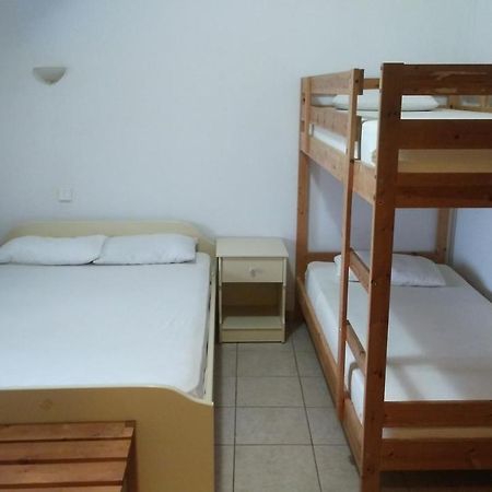 Psarou Apartments Paralía Skotínis Bagian luar foto