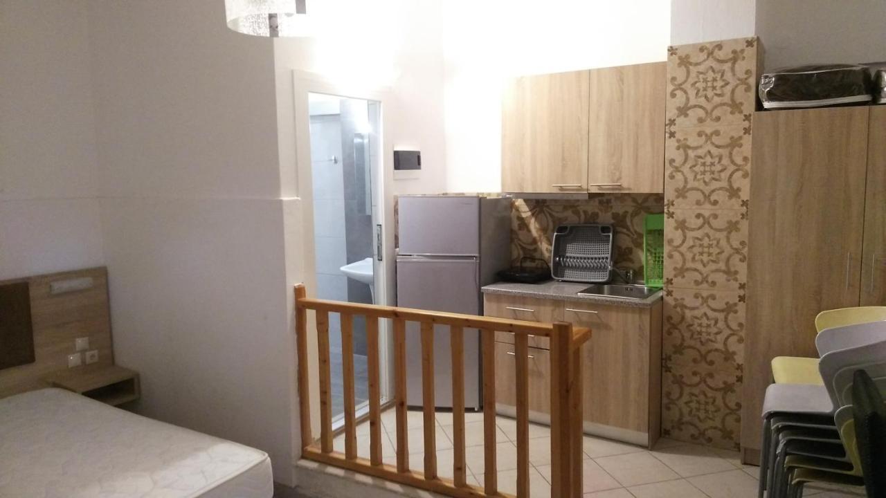 Psarou Apartments Paralía Skotínis Bagian luar foto